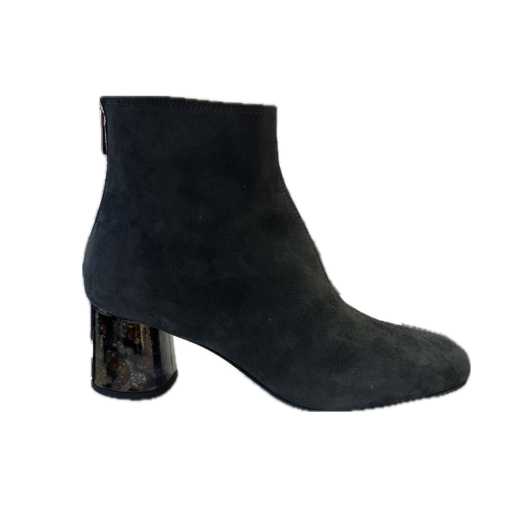 AGL Veta Precious Grey Suede