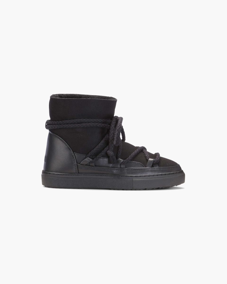 INUIKI Classic Black (Discount Offer)