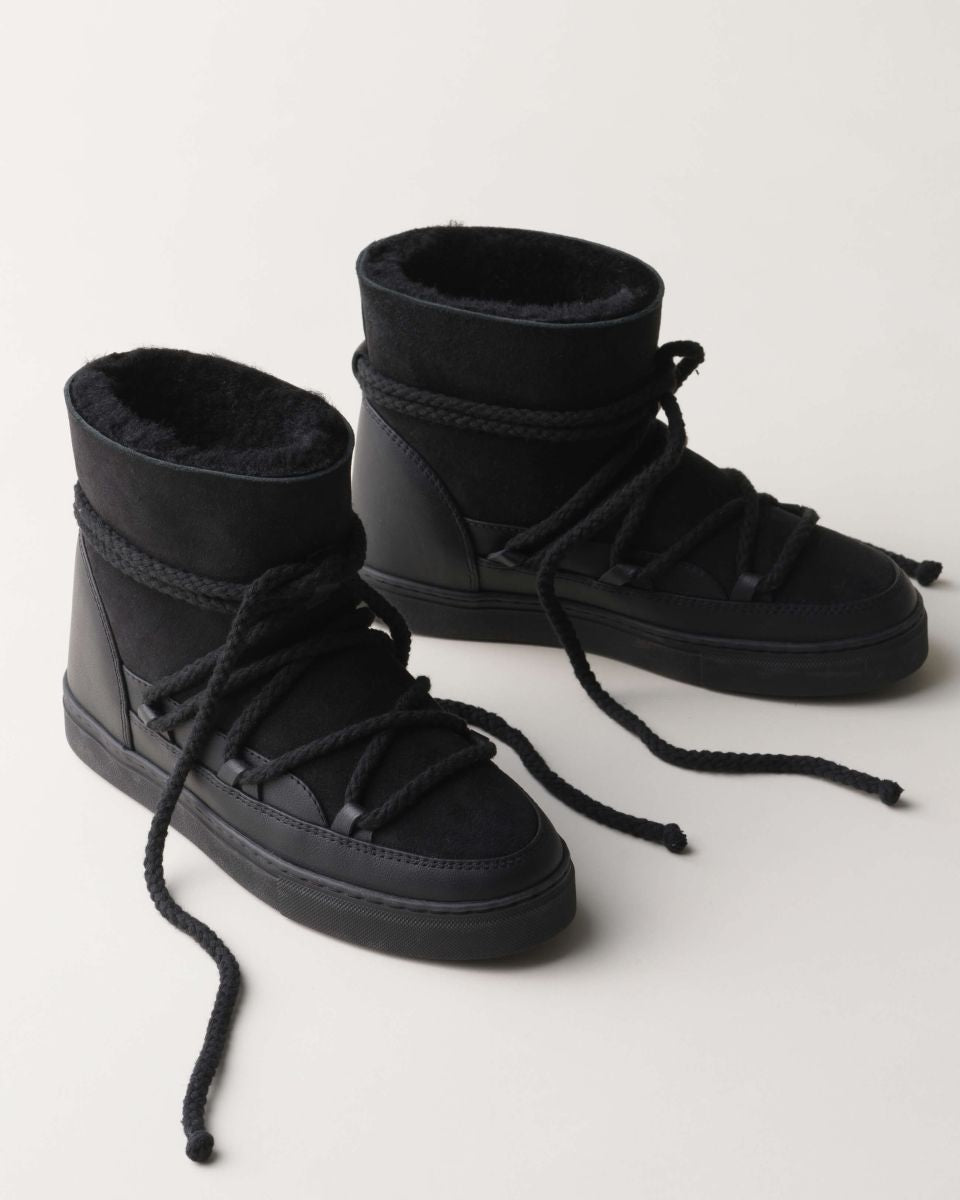 INUIKI Classic Black (Discount Offer)