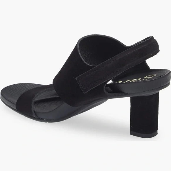 PEDRO GARCIA Collins Black Castoro-Naplack Slingback Heel Sandal (Discount Offer)