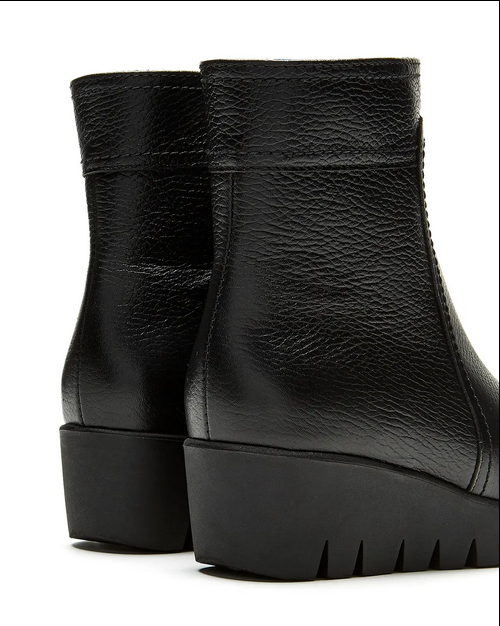 LA CANADIENNE Token Black leather (Discount Offer)